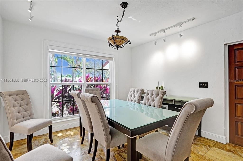 1247 Ne 101st Street - Photo 15
