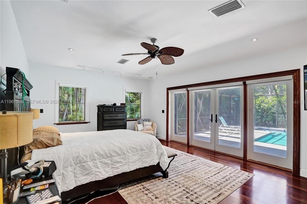 1247 Ne 101st Street - Photo 43