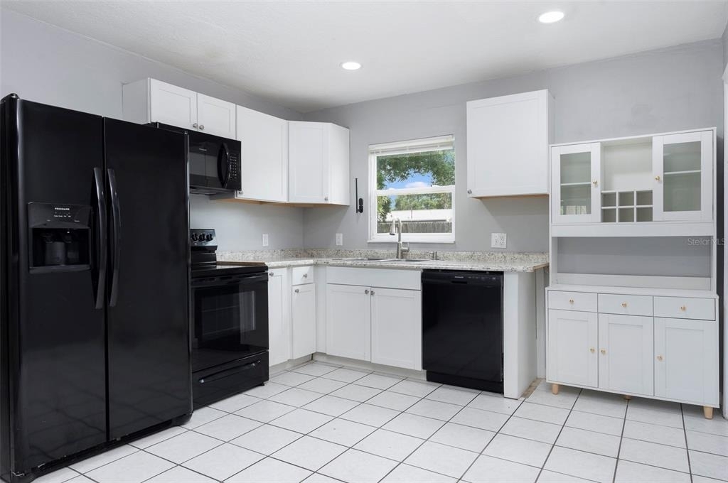 5255 45th Avenue N - Photo 7