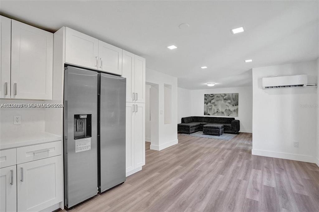 630 Ne 52nd Terrace - Photo 2