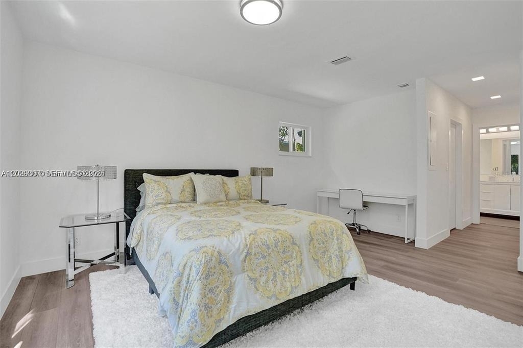 630 Ne 52nd Terrace - Photo 13