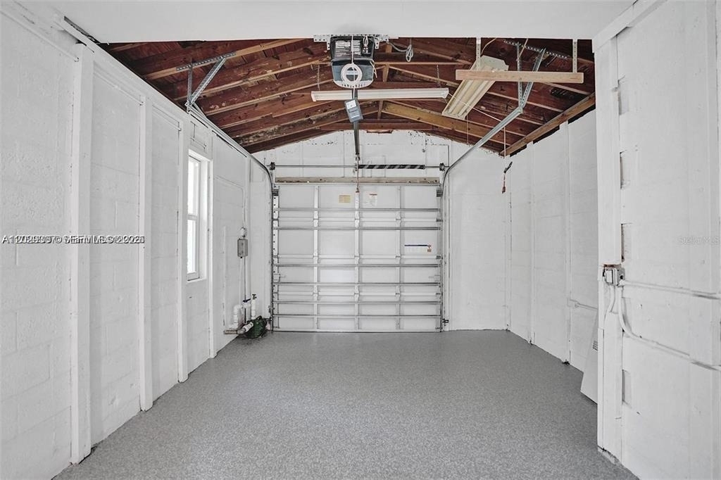 630 Ne 52nd Terrace - Photo 10