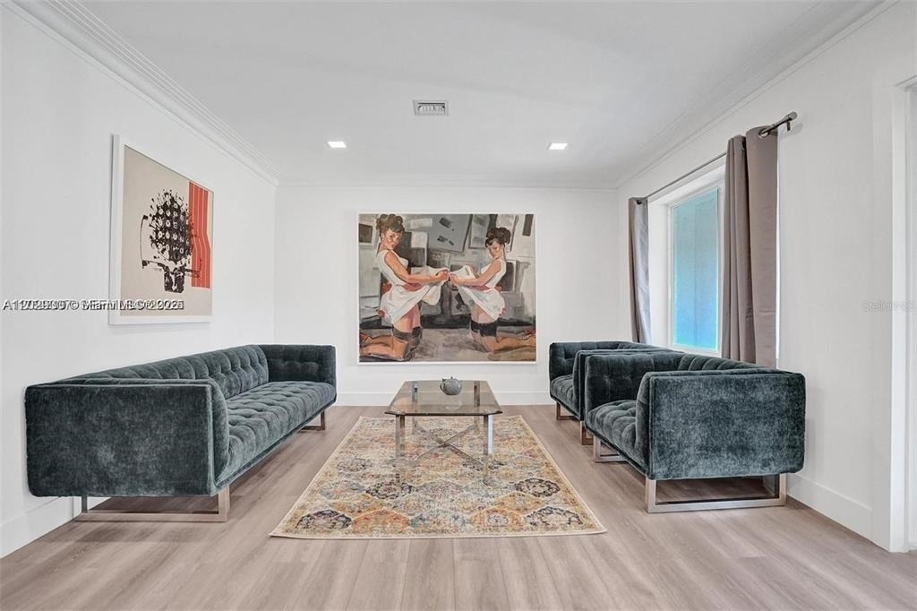 630 Ne 52nd Terrace - Photo 5