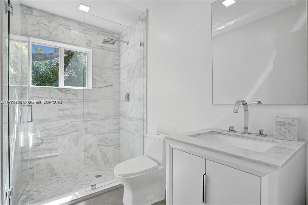 630 Ne 52nd Terrace - Photo 12
