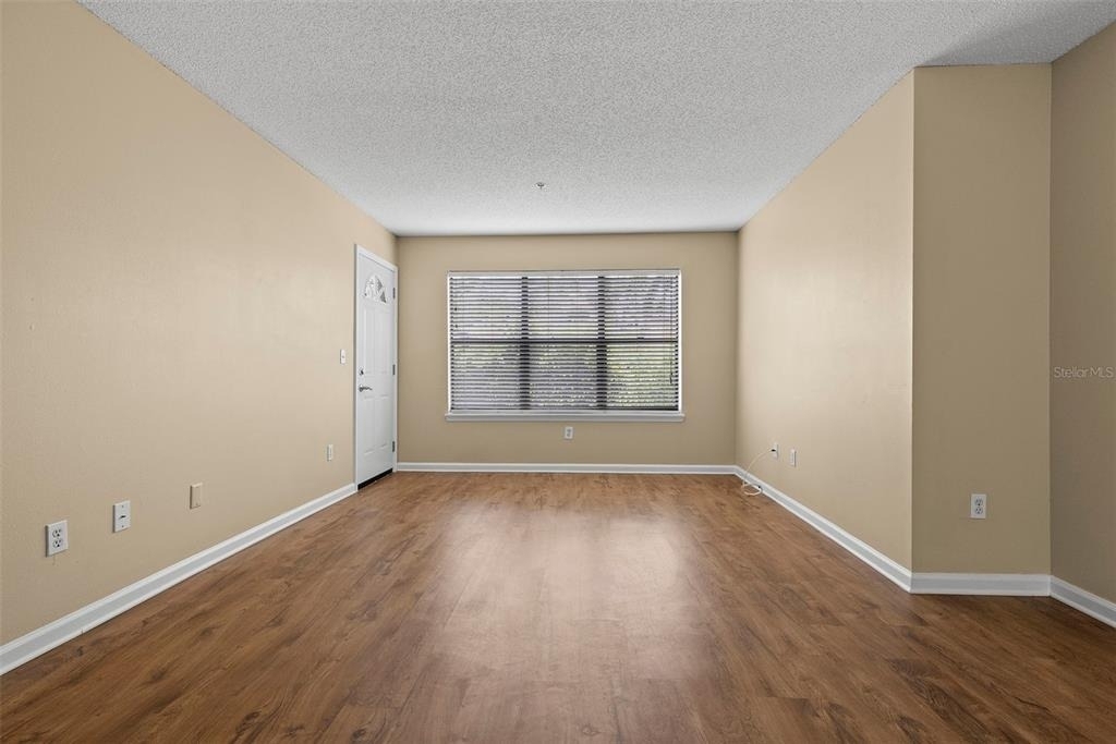 11901 4th Street N - Photo 5
