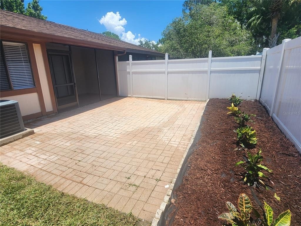 209 Corkwood Ln - Photo 19