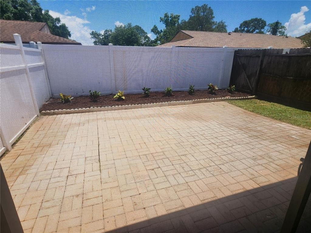 209 Corkwood Ln - Photo 18
