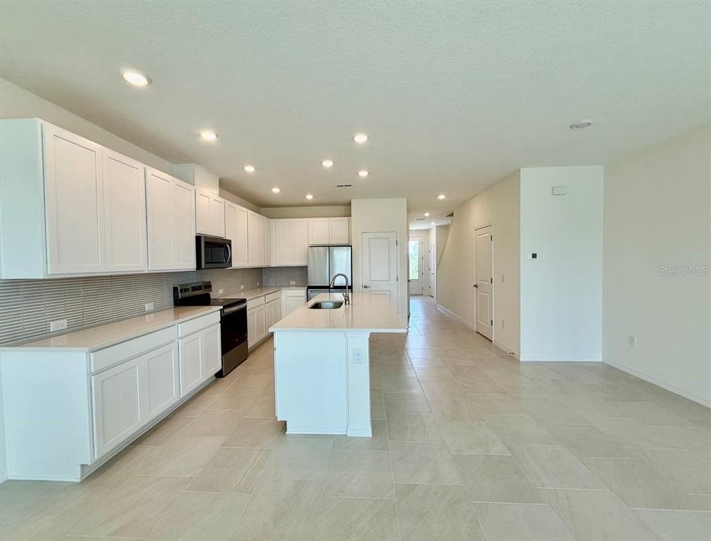6404 Jensen View Avenue - Photo 8