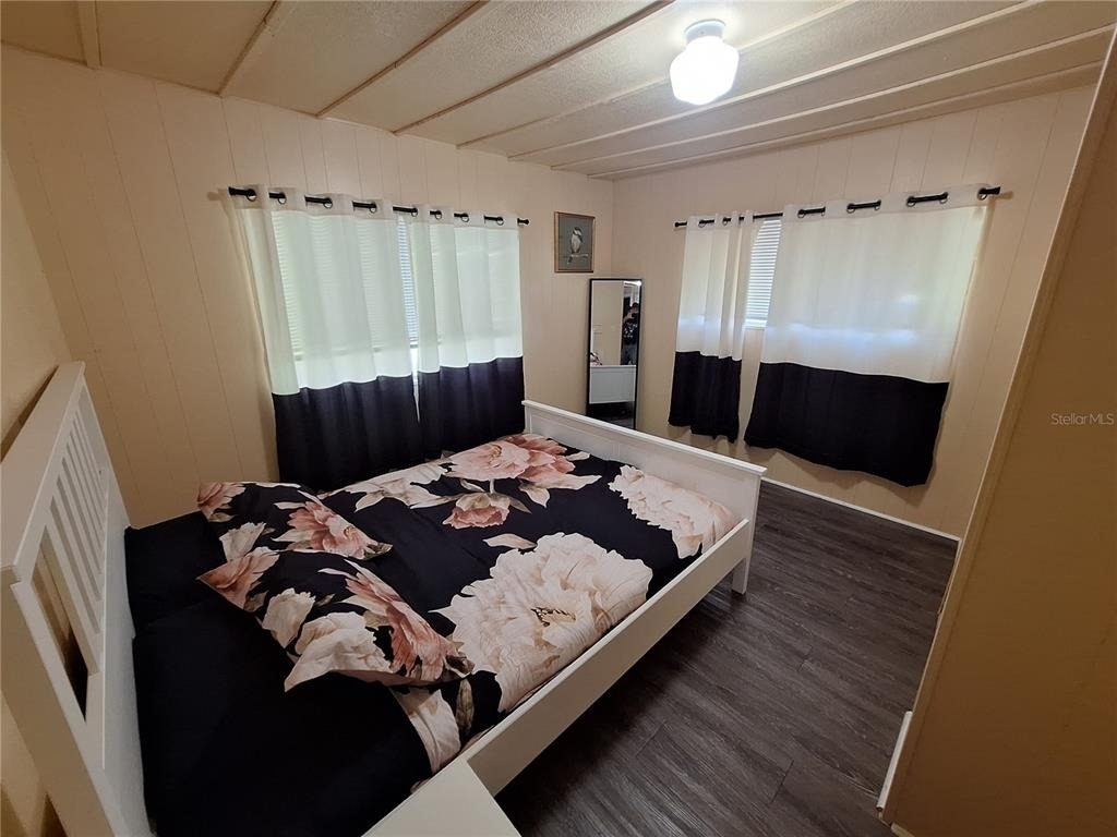 3911 Loury Drive - Photo 8