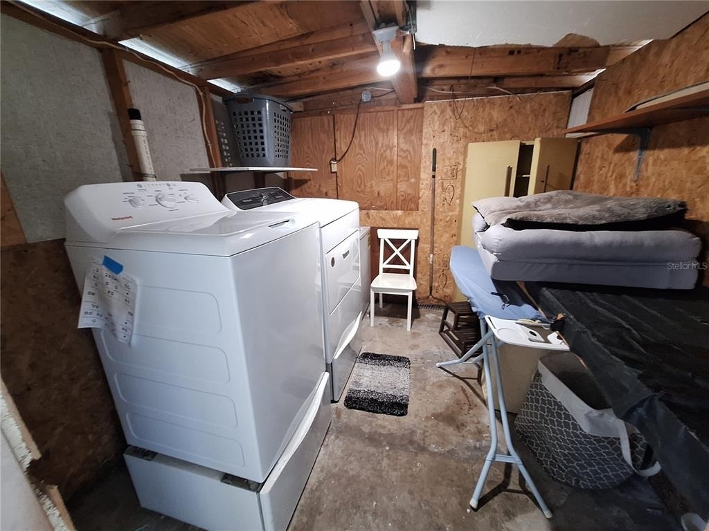 3911 Loury Drive - Photo 4