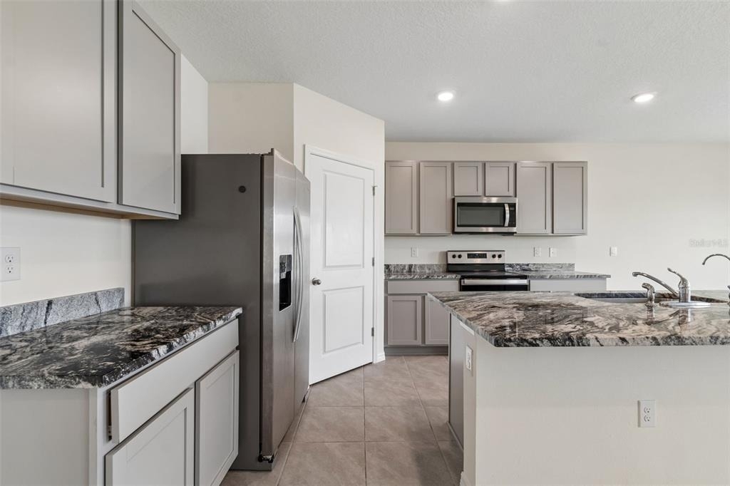 8454 Ender Hills Drive - Photo 15