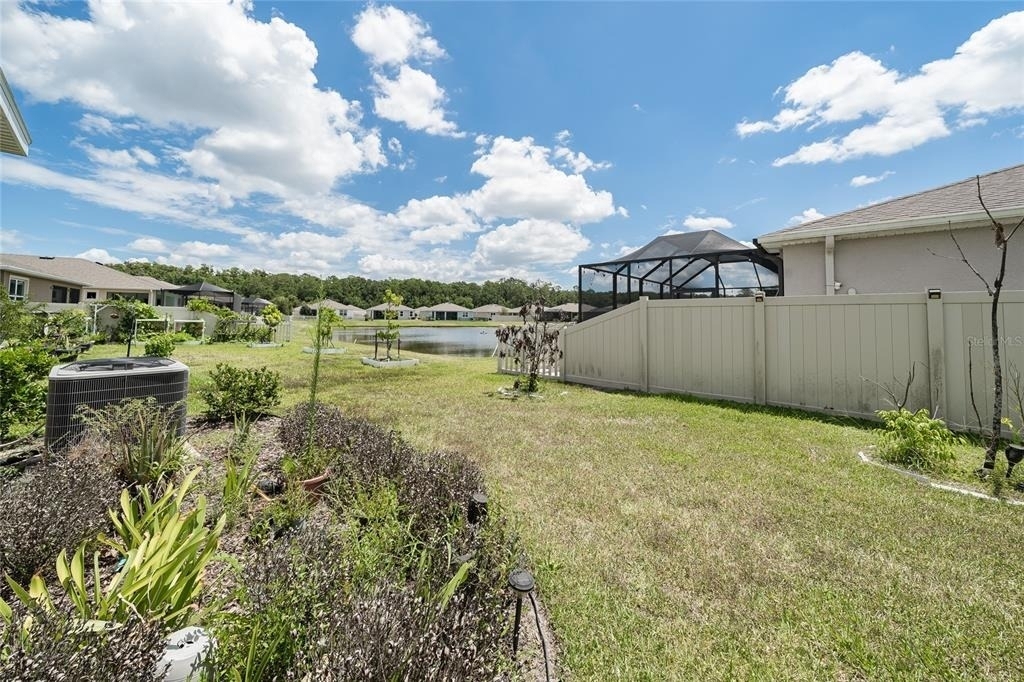 1092 Pipestone Place - Photo 36