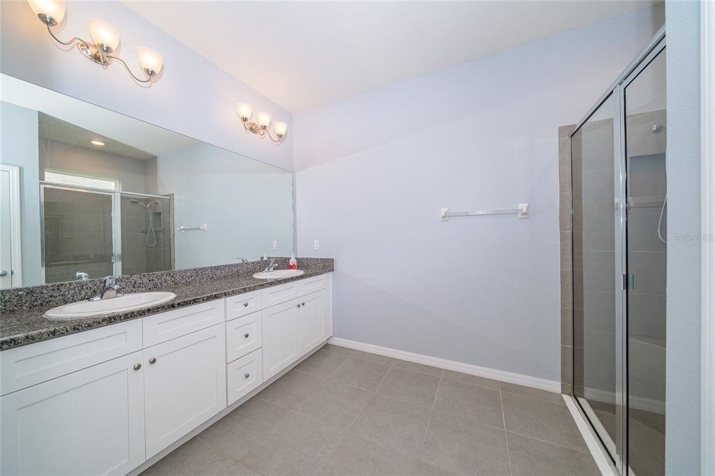 1092 Pipestone Place - Photo 28
