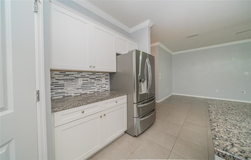 1092 Pipestone Place - Photo 11