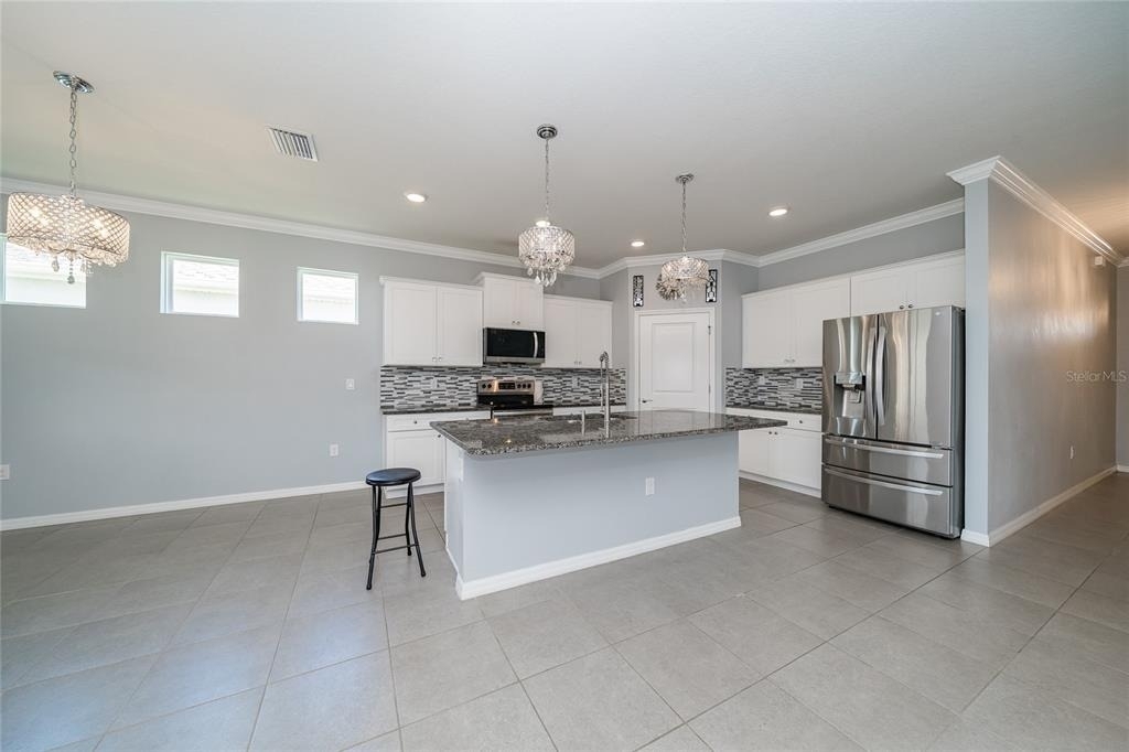 1092 Pipestone Place - Photo 14