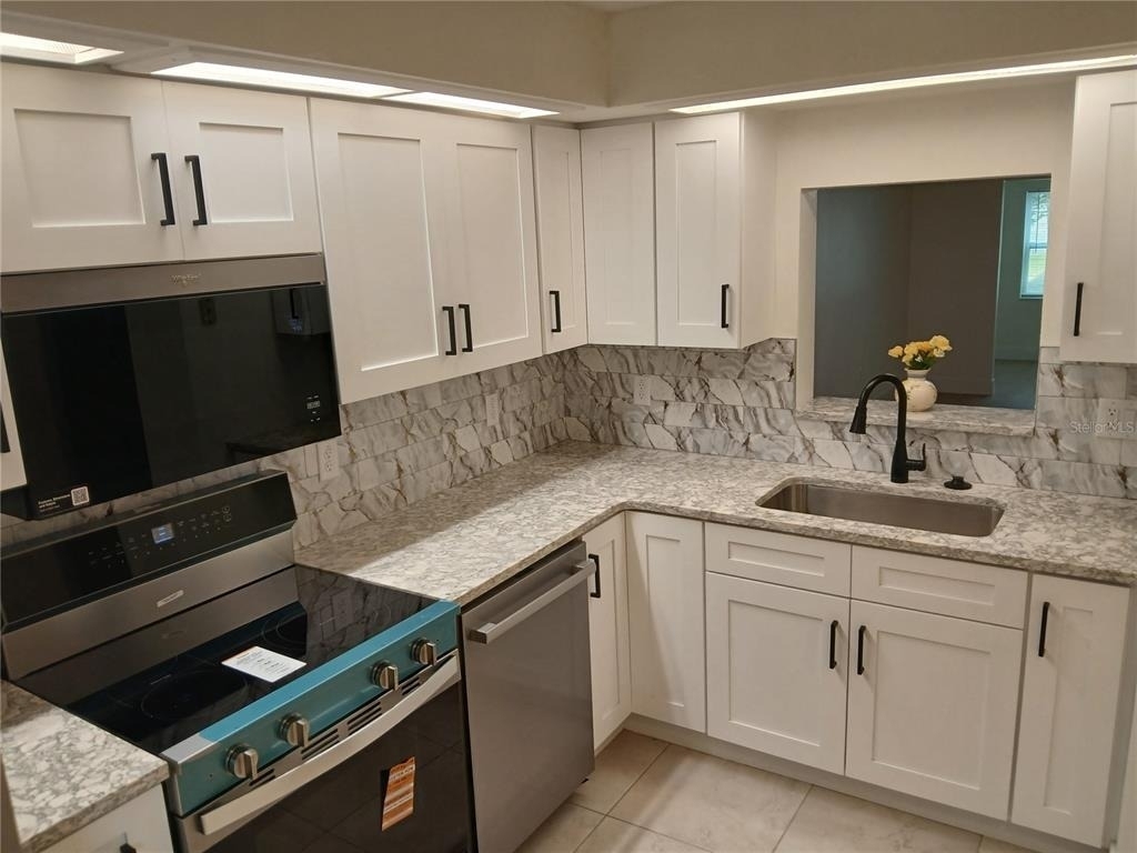 1245 S Martin Luther King Jr Avenue - Photo 3