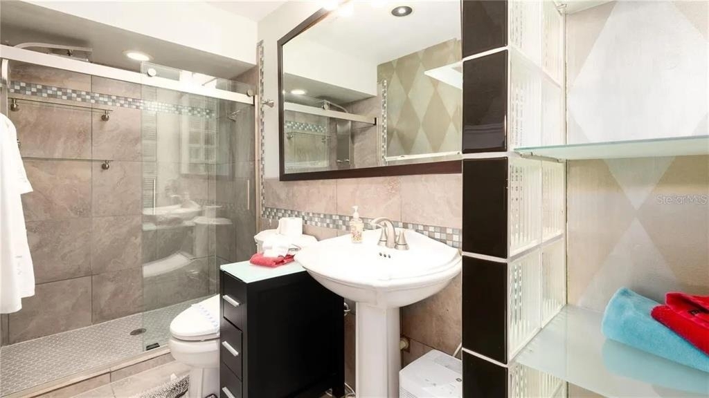 10438 Saint Tropez Place - Photo 11