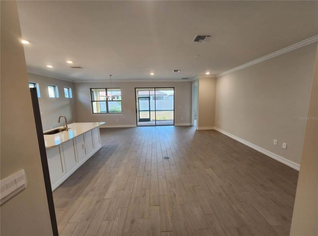 333 Villoresi Boulevard - Photo 9