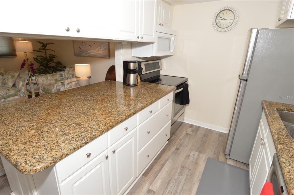 12760 Indian Rocks Road - Photo 4
