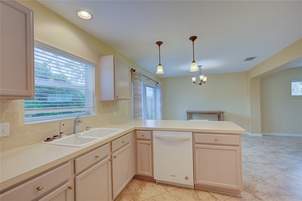 13298 Thoroughbred Loop - Photo 6