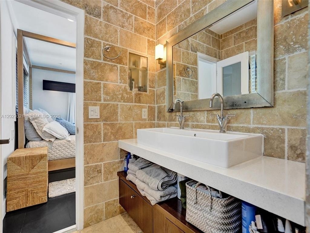 1912 Ne 119th Road - Photo 50