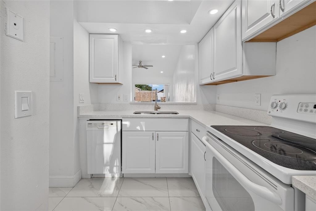 3128 Sandy Shore Lane - Photo 14