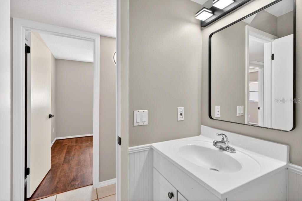 157 Alhambra Avenue - Photo 40