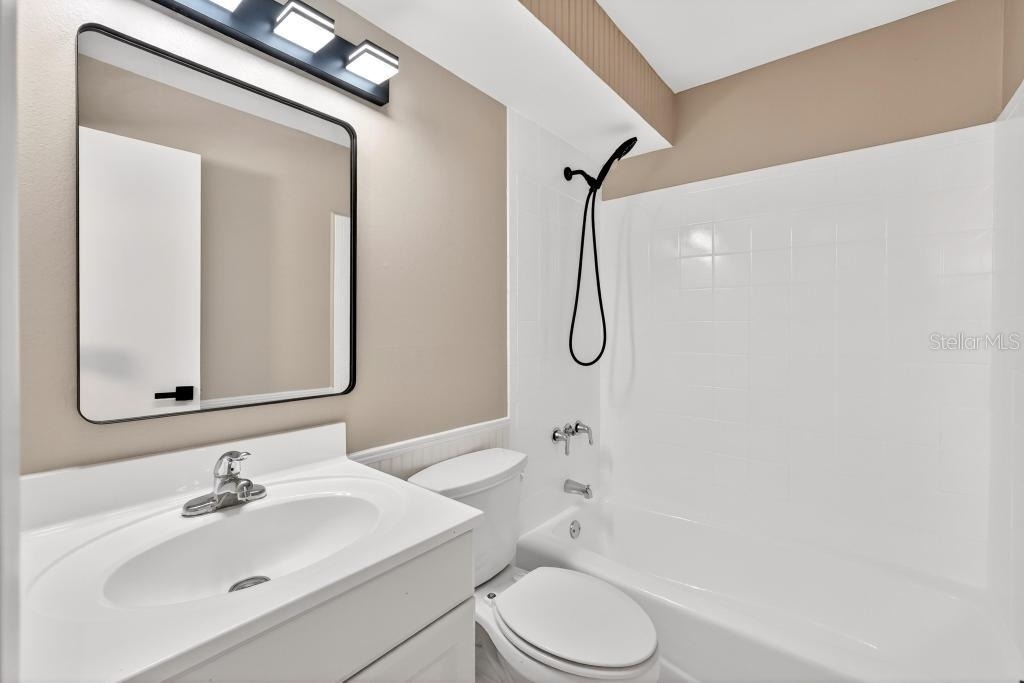 157 Alhambra Avenue - Photo 39