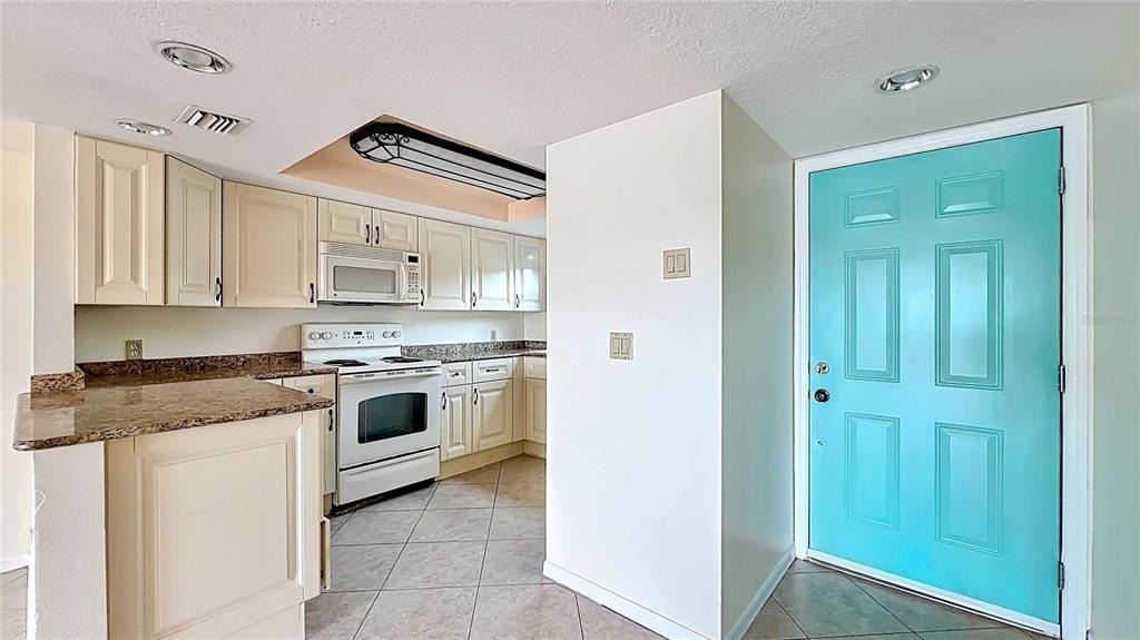 630 Killarney Bay Court - Photo 22
