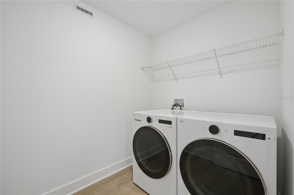 15219 Hamlin Park Drive - Photo 29