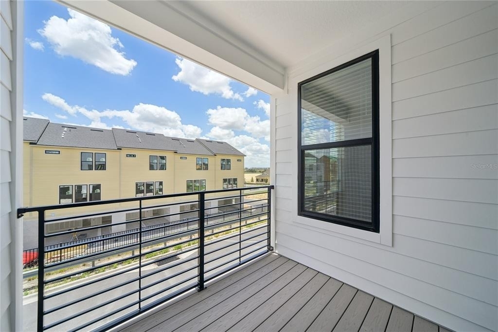15219 Hamlin Park Drive - Photo 17