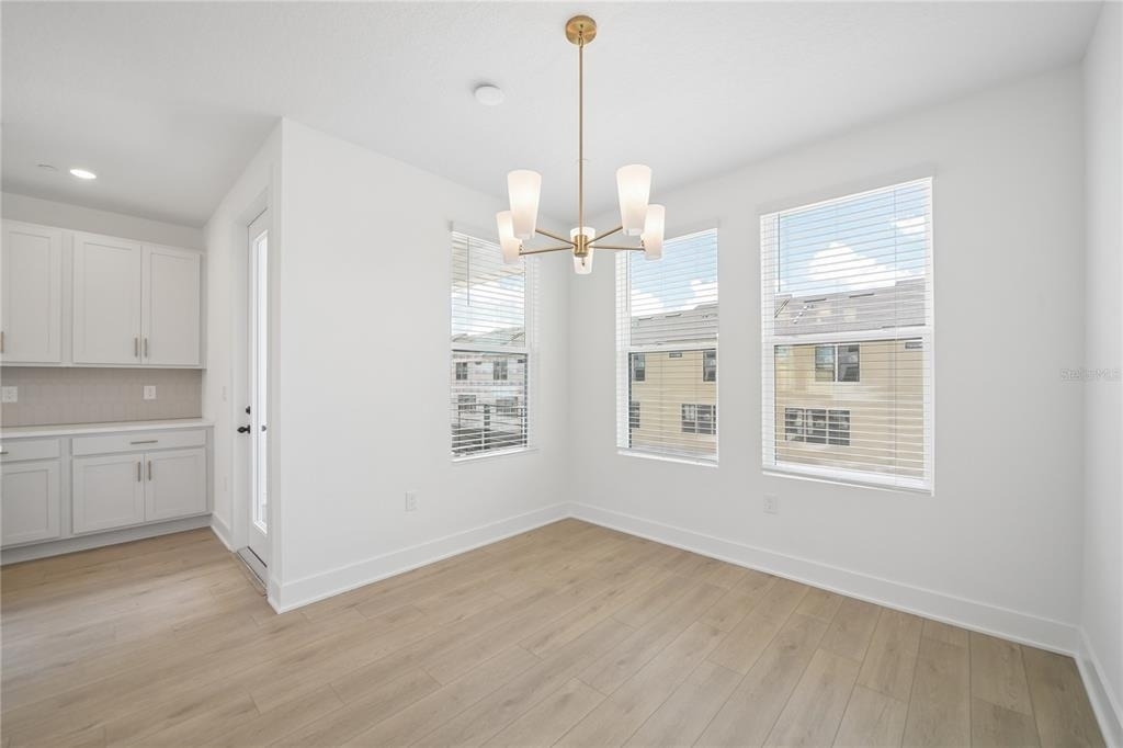 15219 Hamlin Park Drive - Photo 18