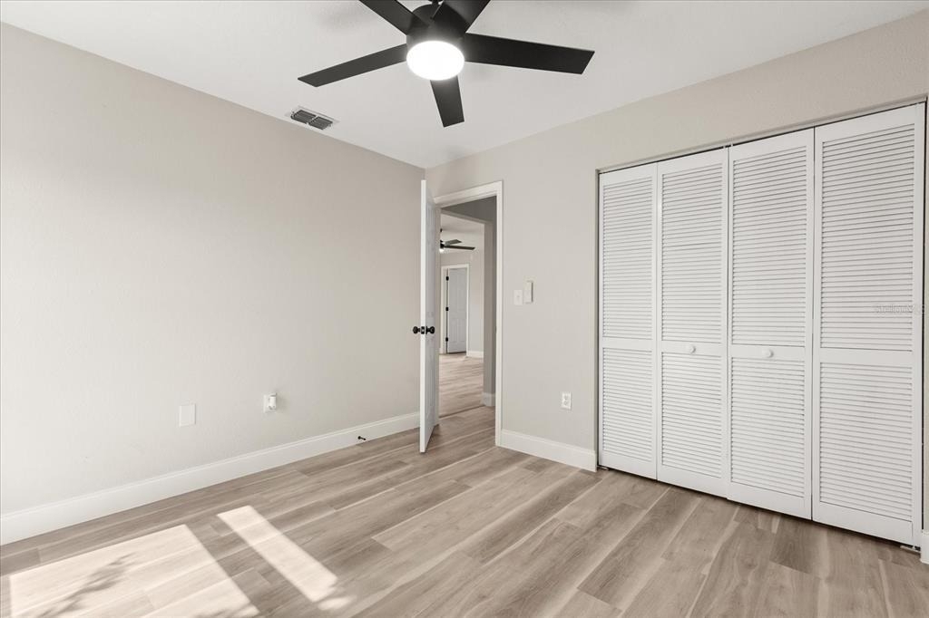 443 Hunter Circle - Photo 11