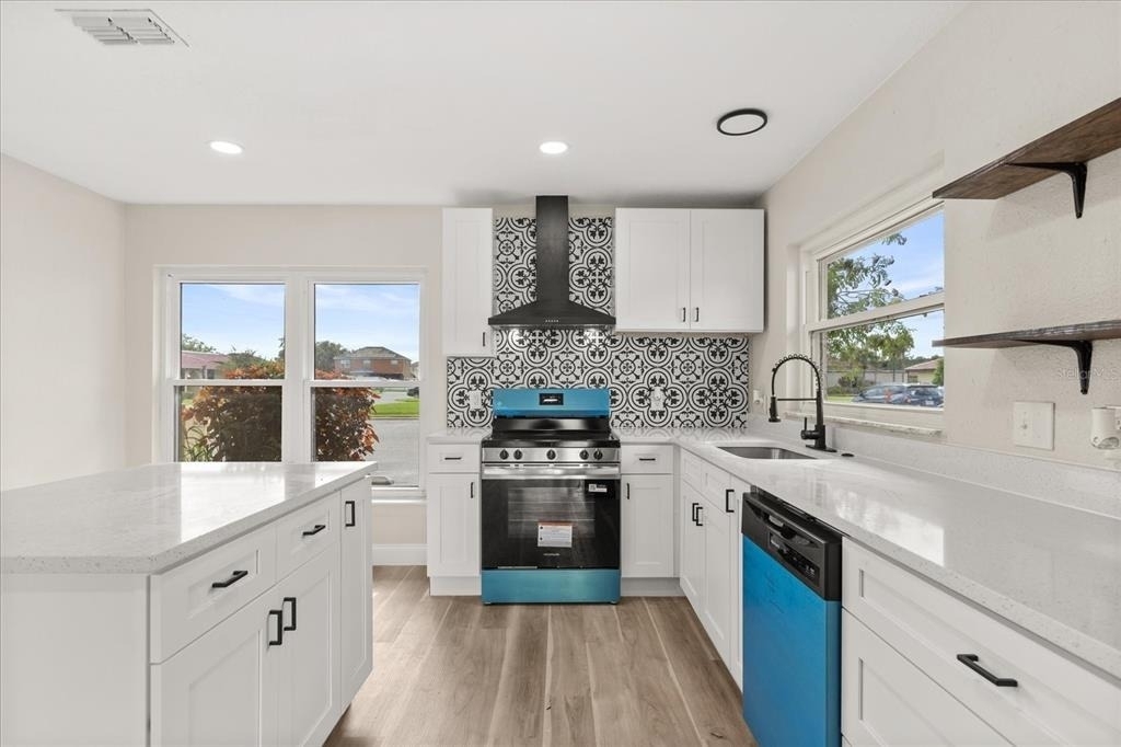 443 Hunter Circle - Photo 7