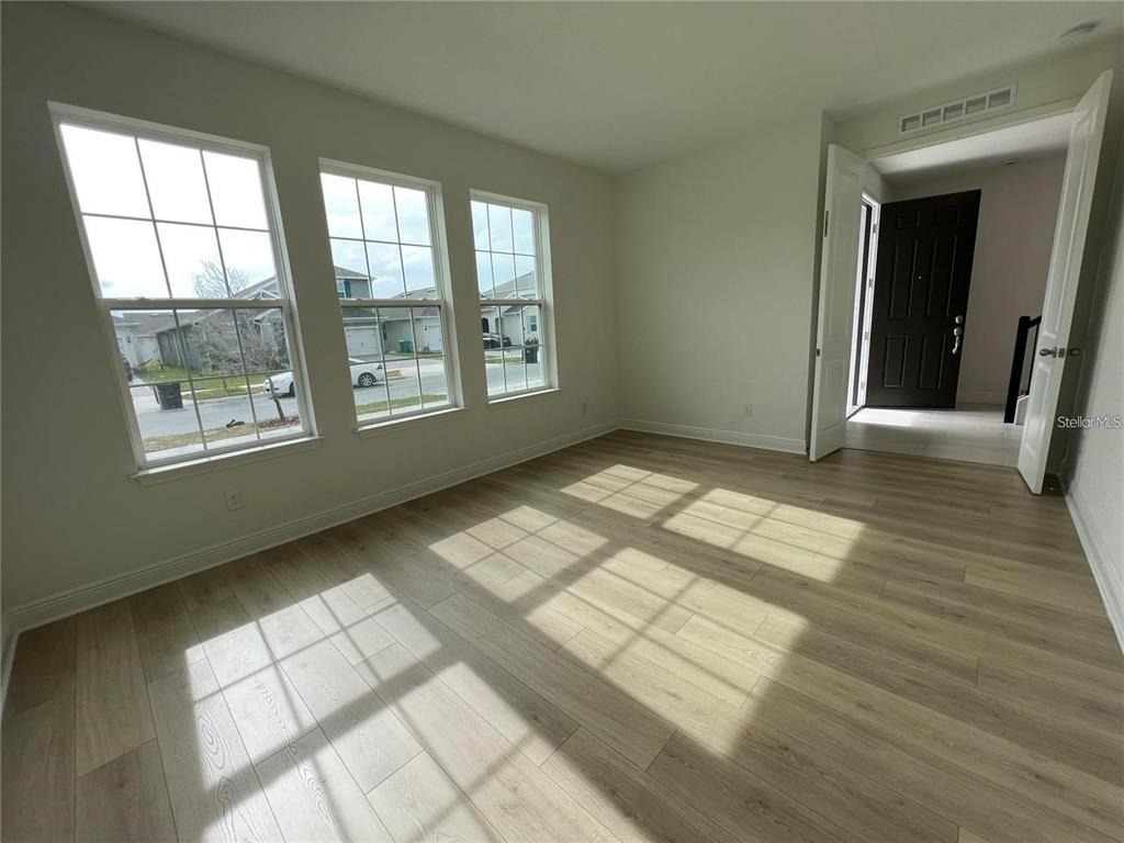 19141 Planetree Street - Photo 20
