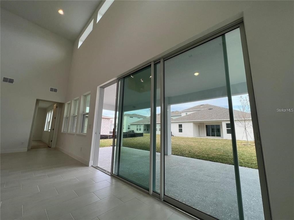 19141 Planetree Street - Photo 9