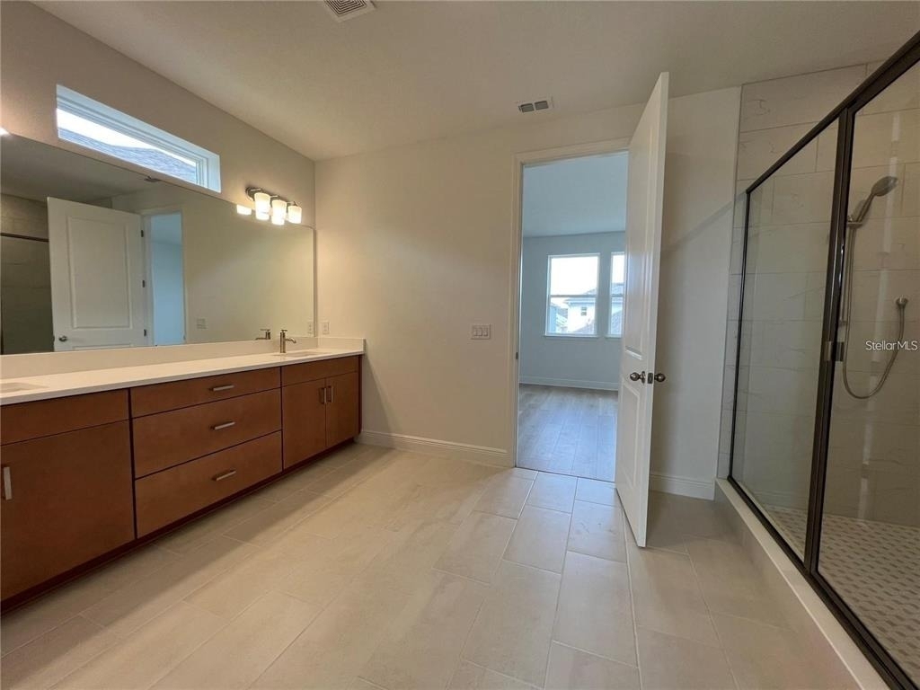 19141 Planetree Street - Photo 27
