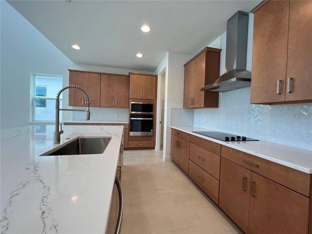 19141 Planetree Street - Photo 12