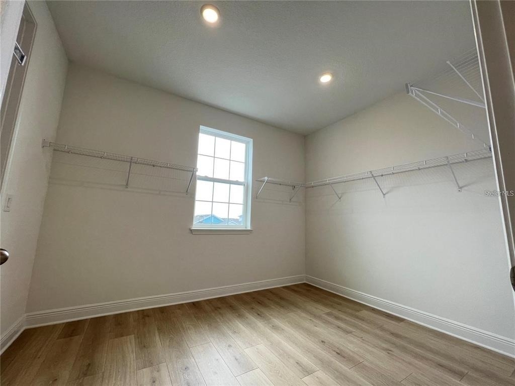 19141 Planetree Street - Photo 33