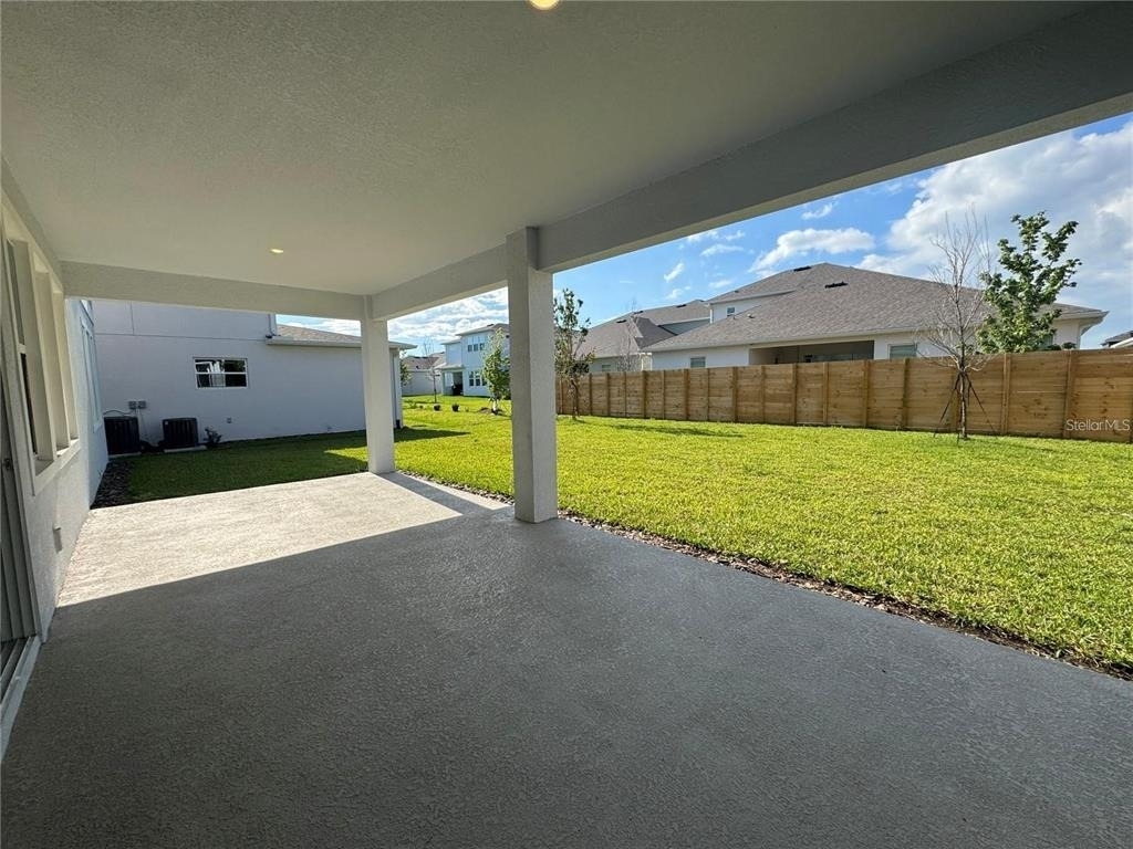 19141 Planetree Street - Photo 44