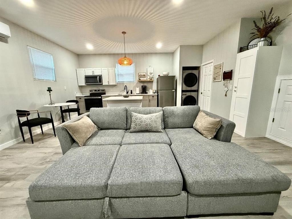 1183 Chestnut Street - Photo 13