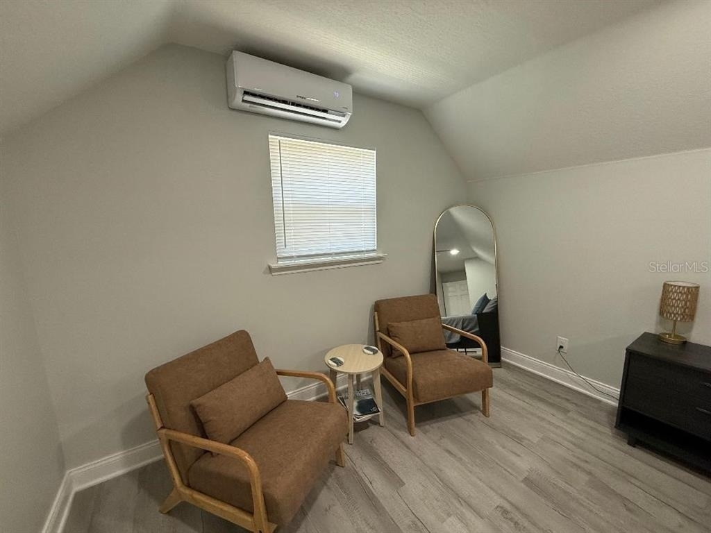 1183 Chestnut Street - Photo 30