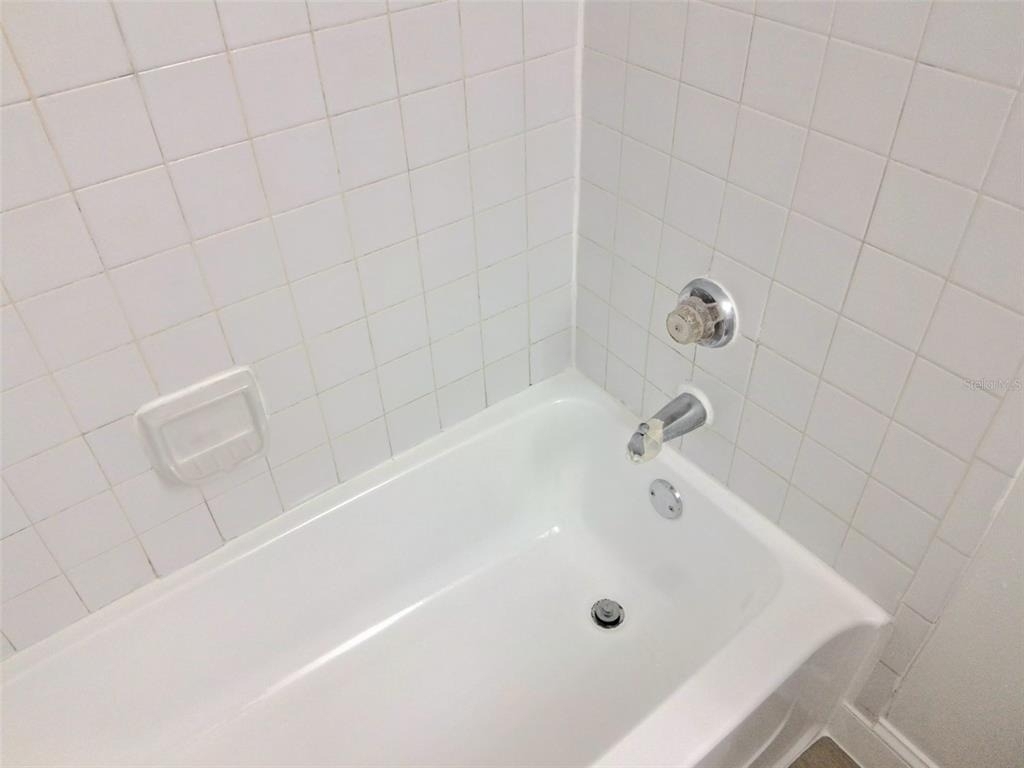232 Afton Square - Photo 24