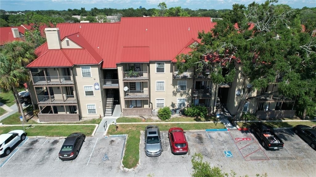232 Afton Square - Photo 0