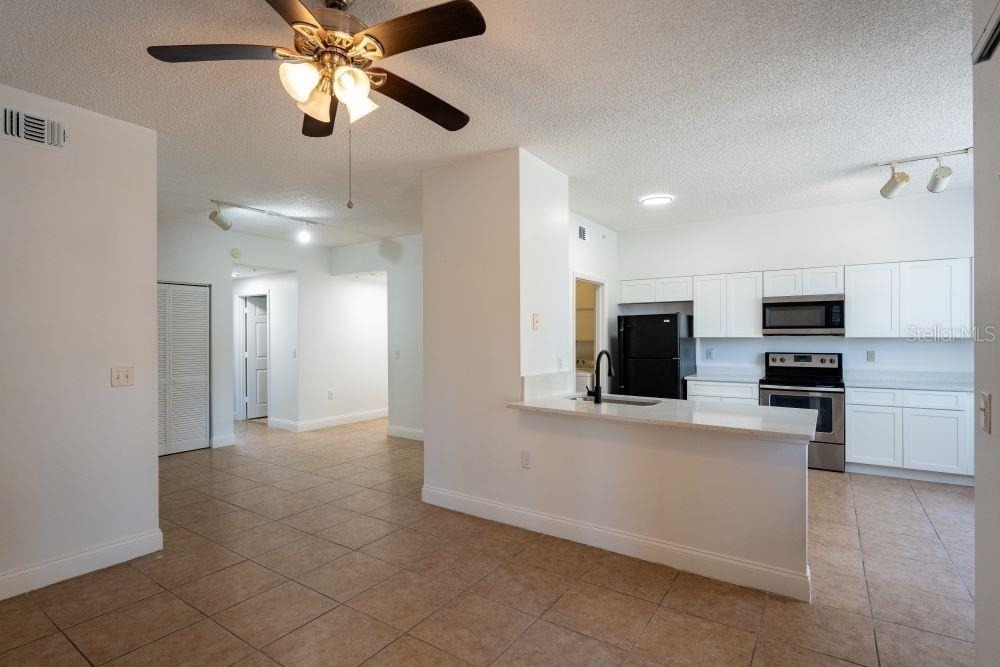 10873 Windsor Walk Drive - Photo 9