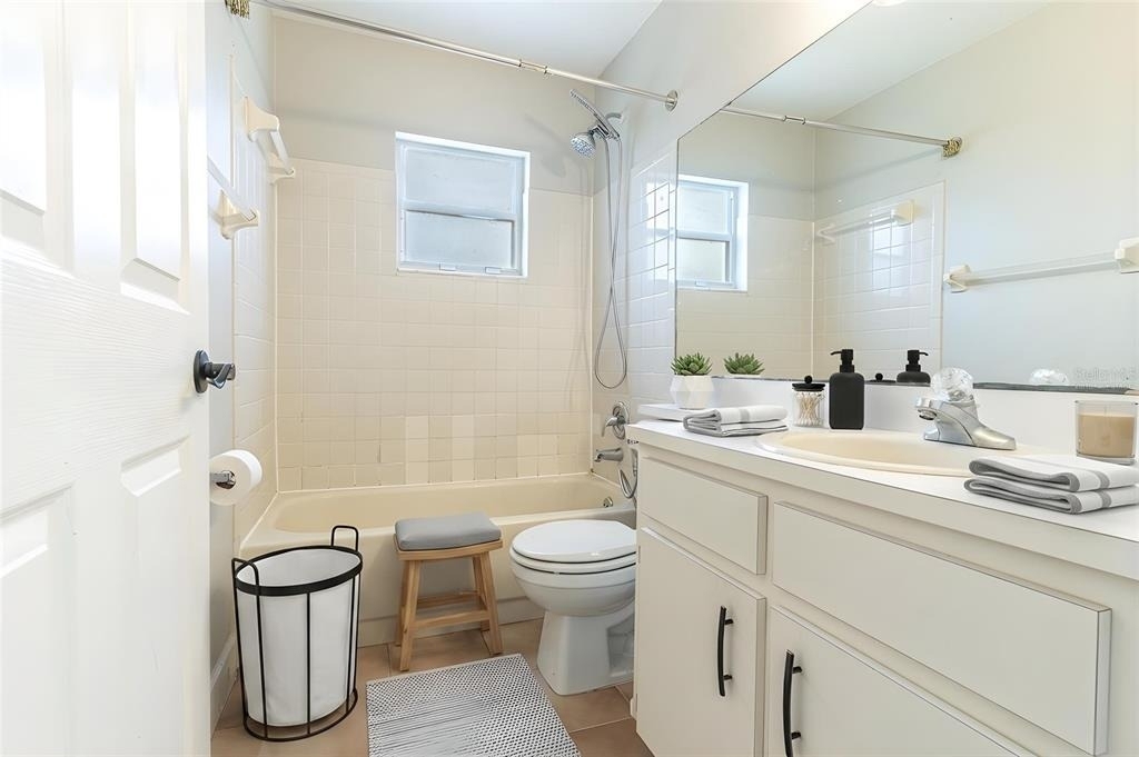 5126 Martinique Drive - Photo 8
