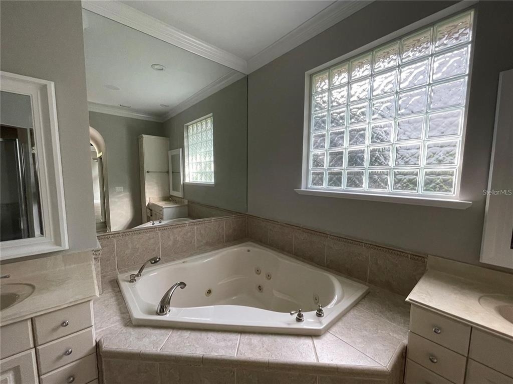 4072 Nw 37th Terrace - Photo 13