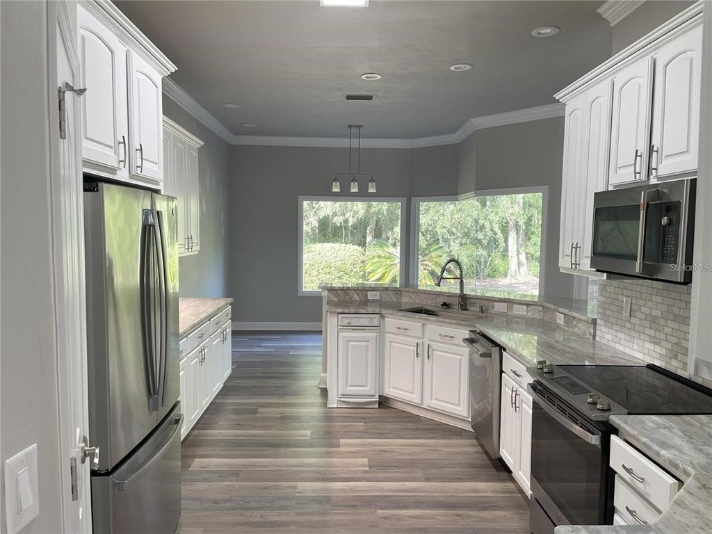 4072 Nw 37th Terrace - Photo 5