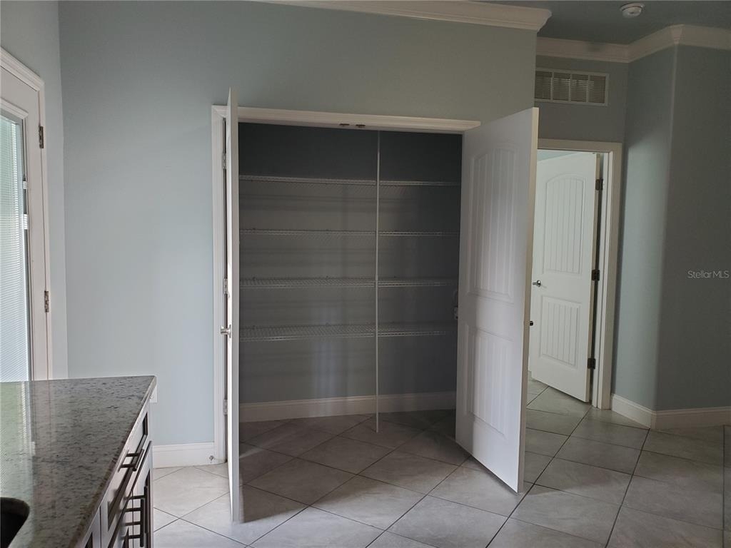 7 Empire Lane - Photo 5