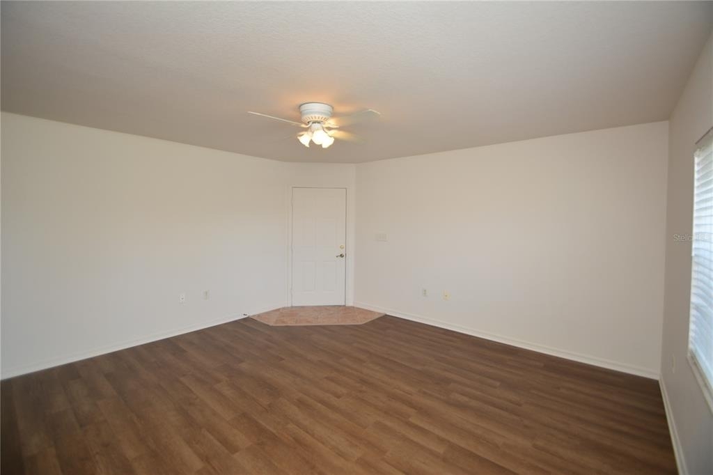 4600 E Moody Boulevard - Photo 5